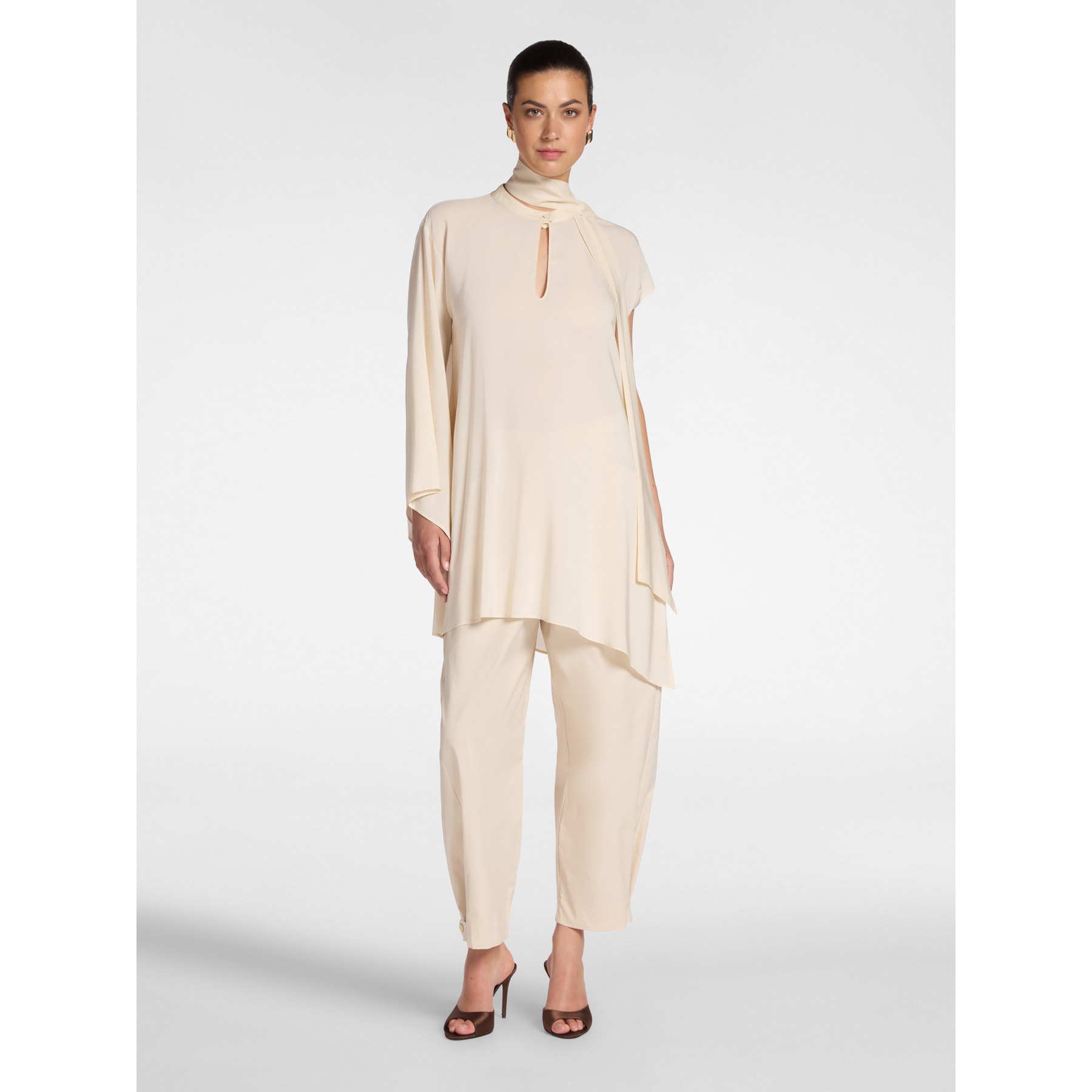 Elena Mirò - Blusa larga asimétrica con fajín - Beige