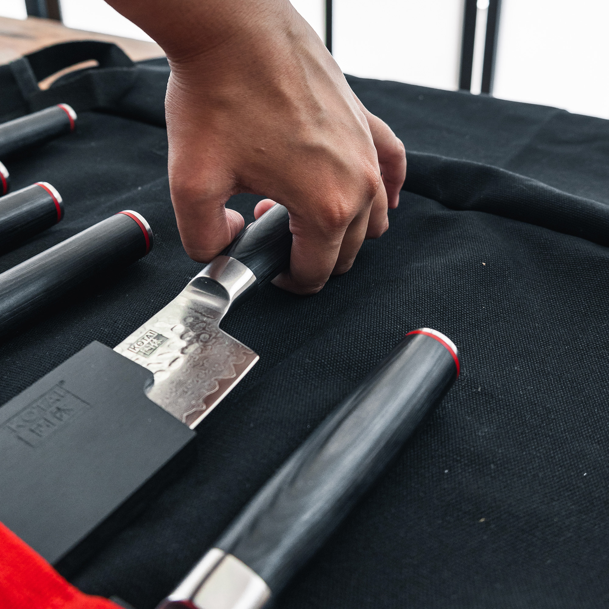 Estuche para cuchillos con asas | 100% algodón | negro y rojo