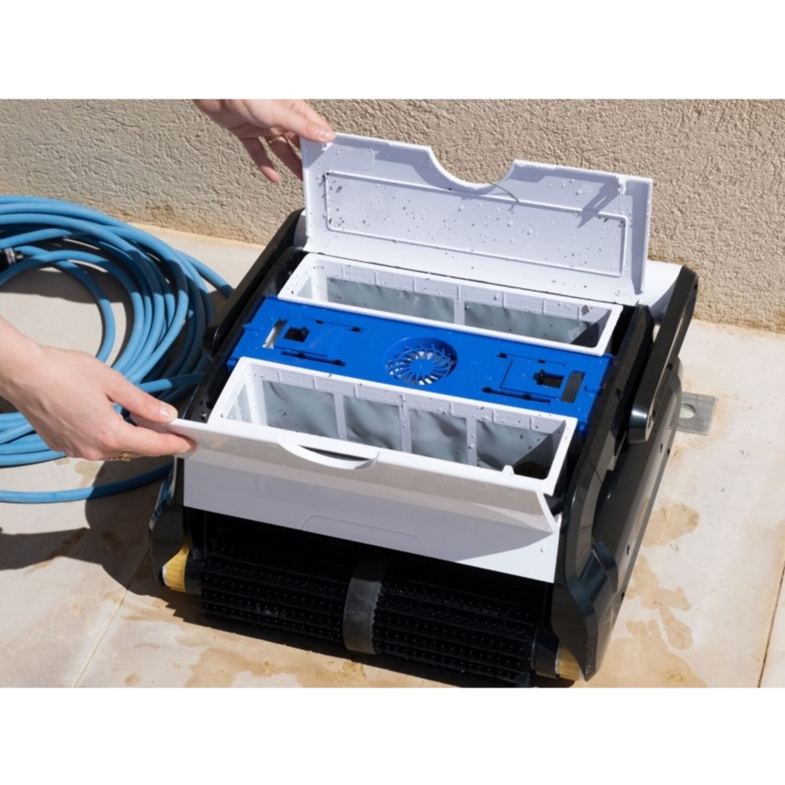 Bestway Robot piscine électrique Clean Pool - nettoie fond et parois - 32m² max