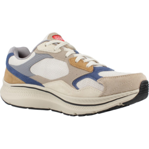 Sneakers de  Hombre de la marca SKECHERS  modelo RUN CONSISTENT 2. Beige