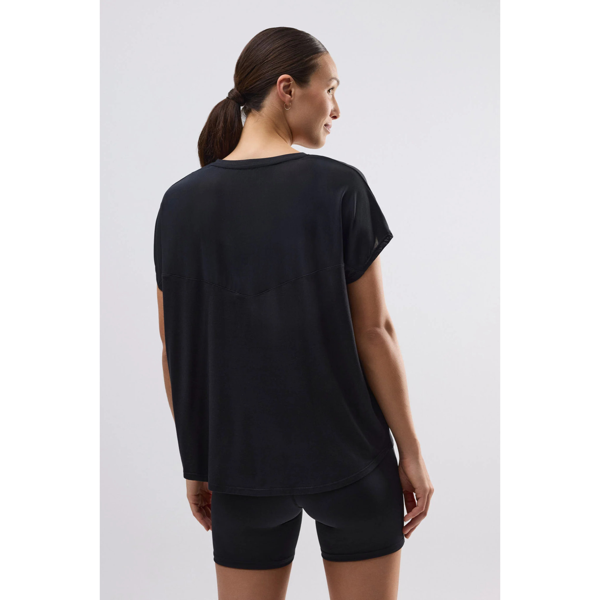 T-Shirt Sportiva A Maniche Corte