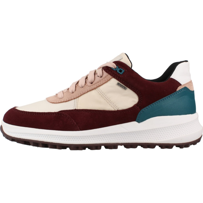 Sneakers de  Mujer de la marca GEOX  modelo D PG1X B ABX BURDEOS