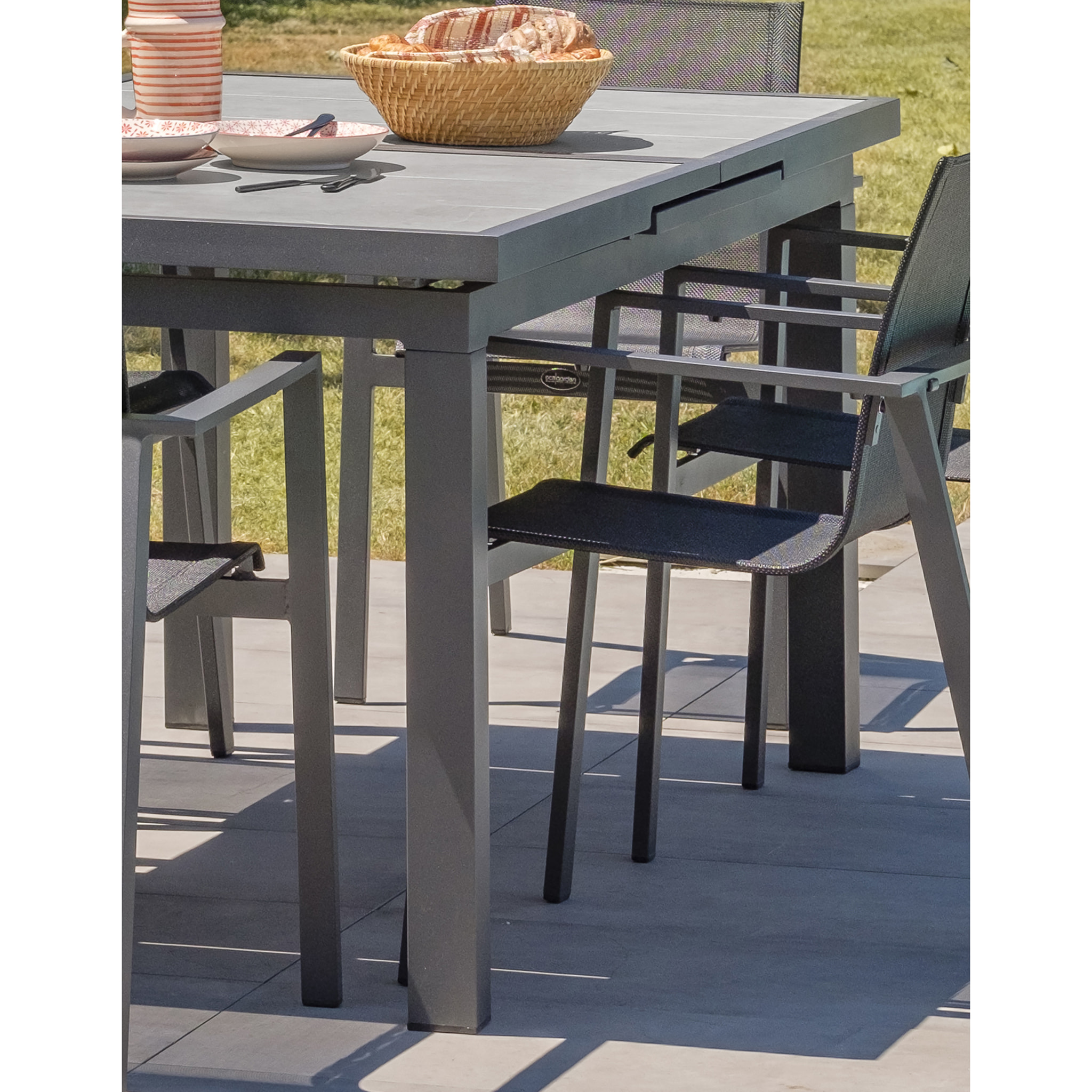 VENISE - Table de jardin en aluminium avec plateau céramique