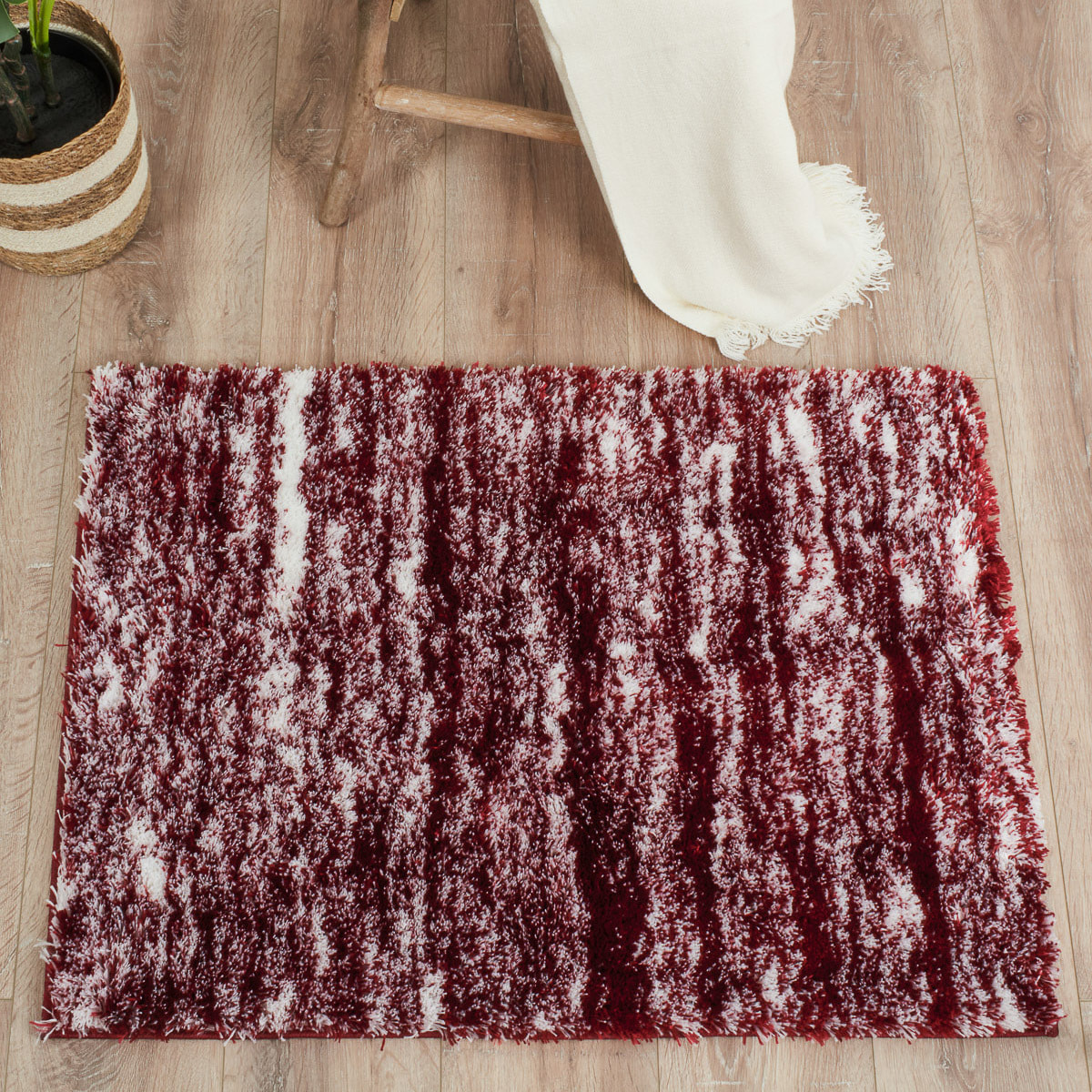 Oslo - tapis de salon abstrait design moderne à poils longs rouge