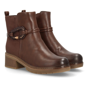Botines casual para mujer con mosquetón trenzado