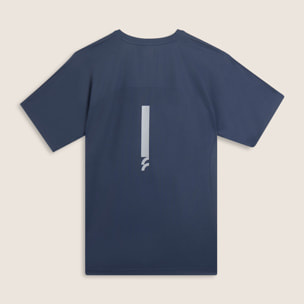T-shirt slim con logo al cuore e fit ergonomico