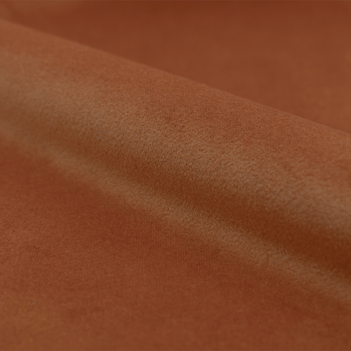 Fauteuil en velours orange curcuma - Mona