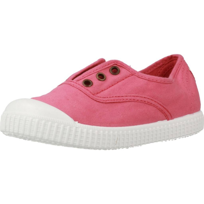 SNEAKERS VICTORIA 06627