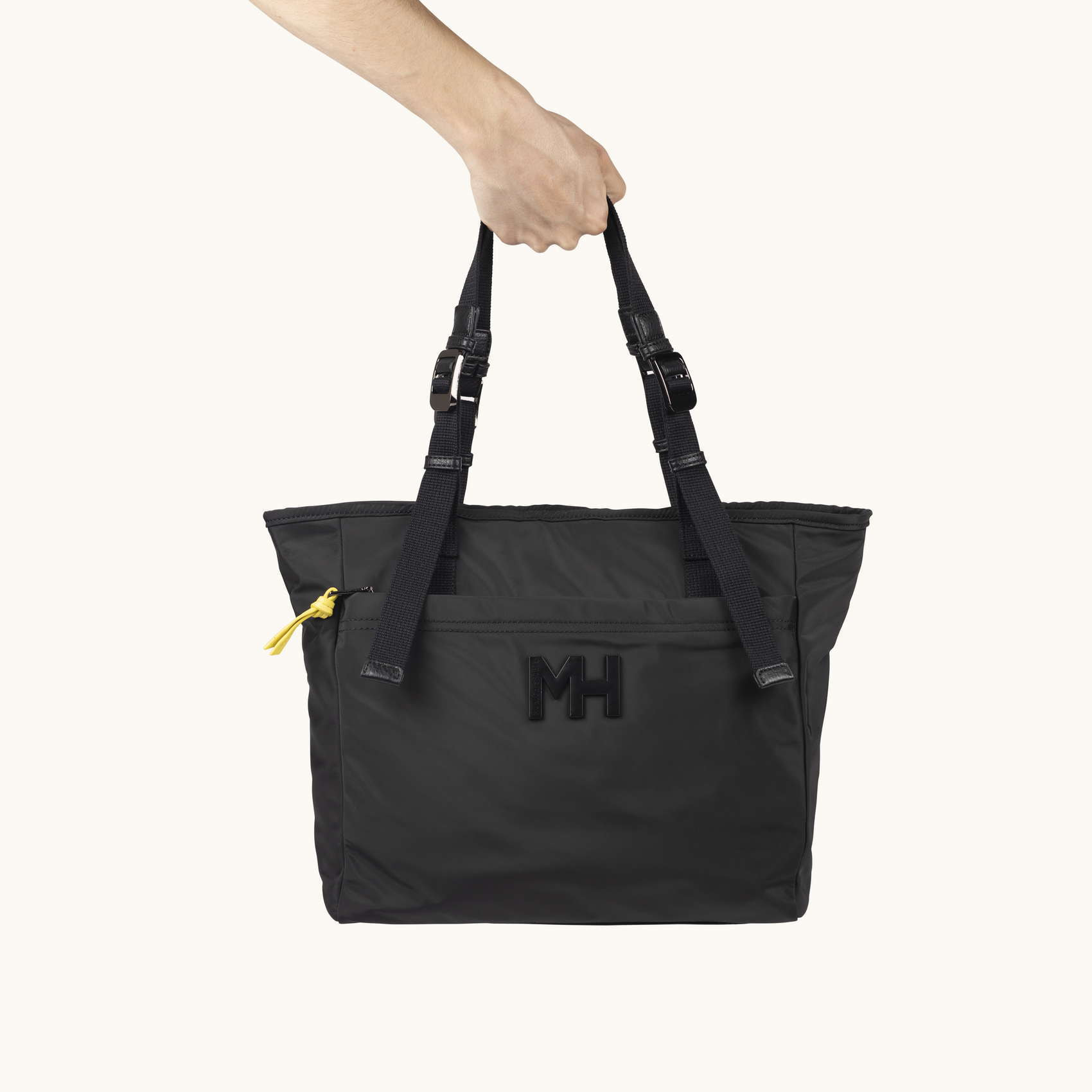 Bolso Shopper Convertible en Mochila ZONE SHOPPER BACKPACK C/BLACK