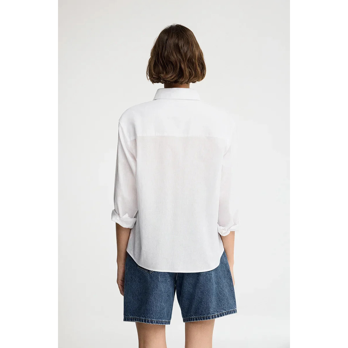 Camicia cotolino bianca dal fit ampio e ricamo Rigby Go