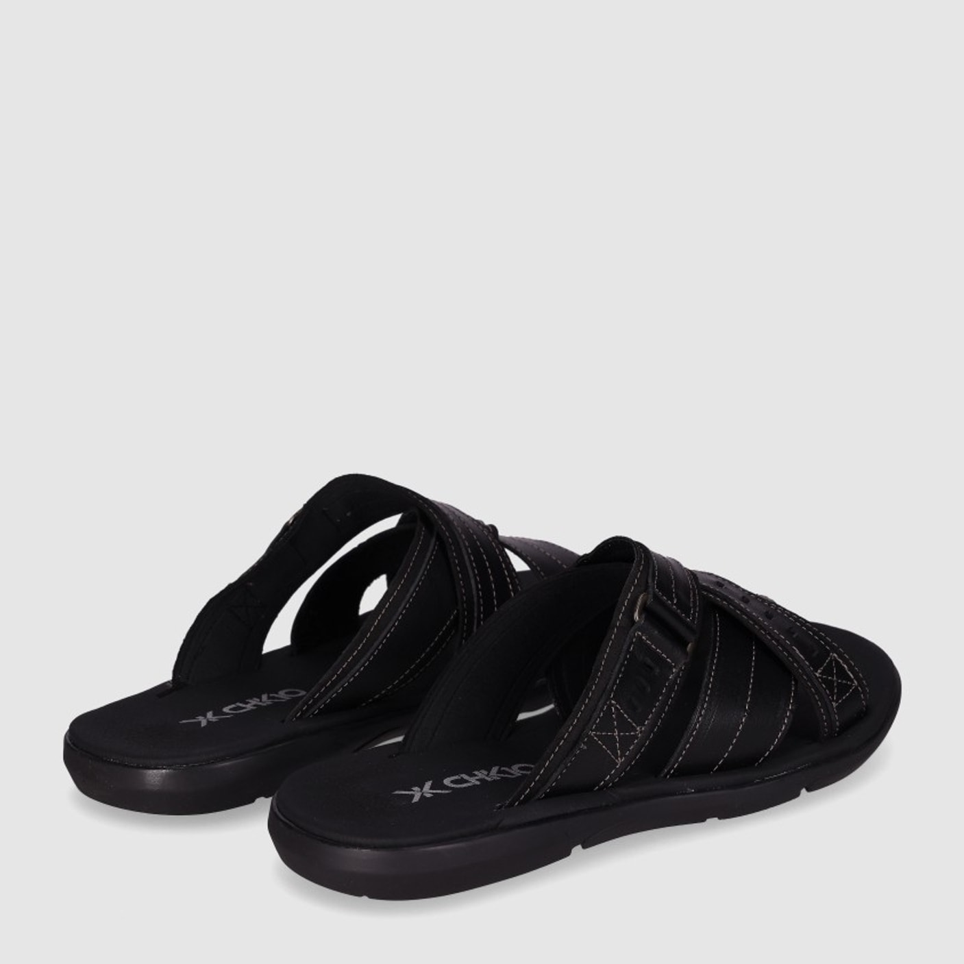 Sandalias de Piel - Negro - Tacón: Bajo