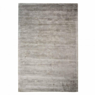 Tapis artisanal doux et soyeux tufté main en viscose