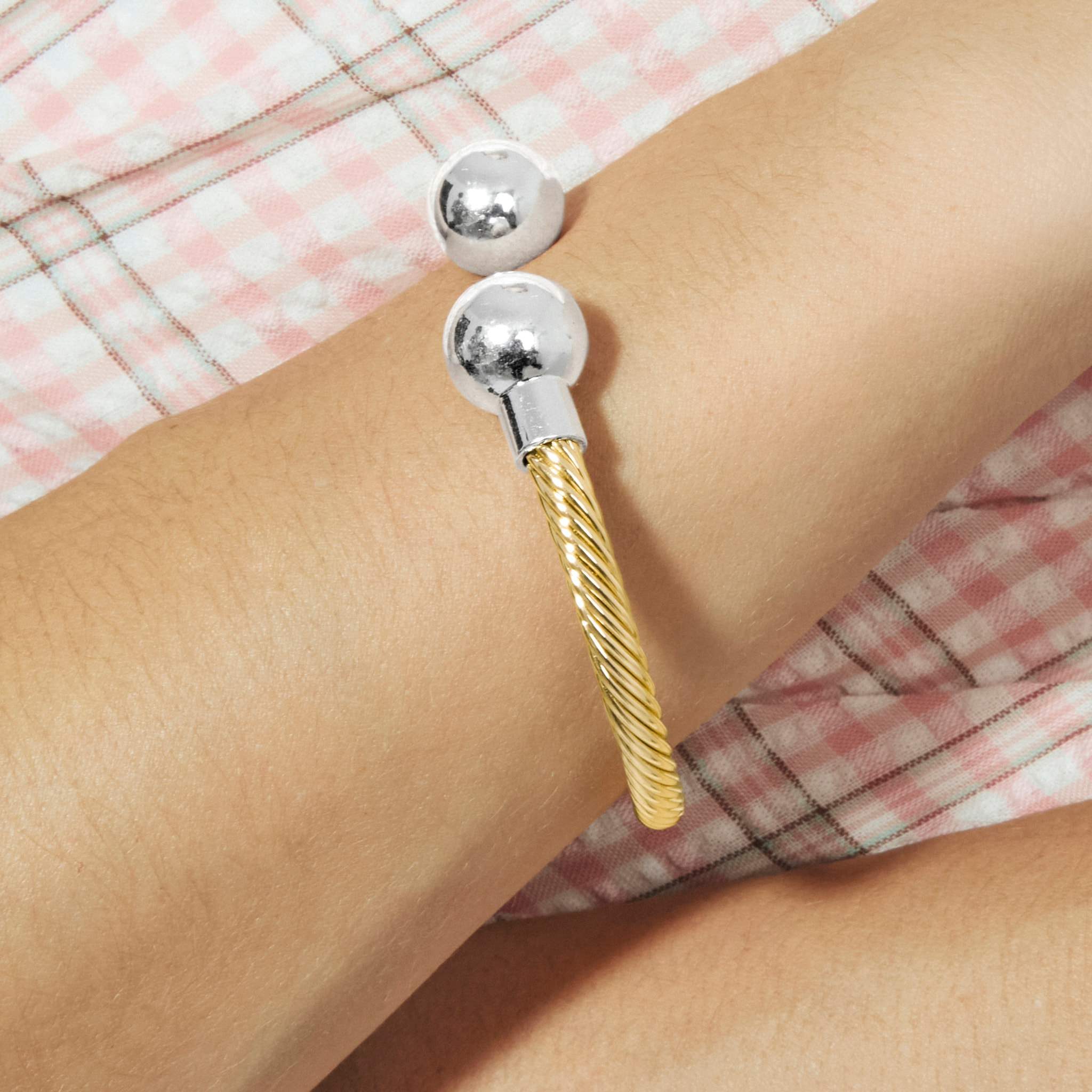 Pulsera Likoas acabado oro amarillo 18k