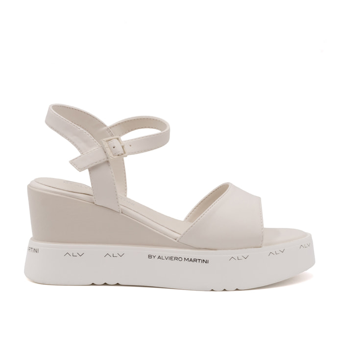 ALV by Alviero Martini Sandali