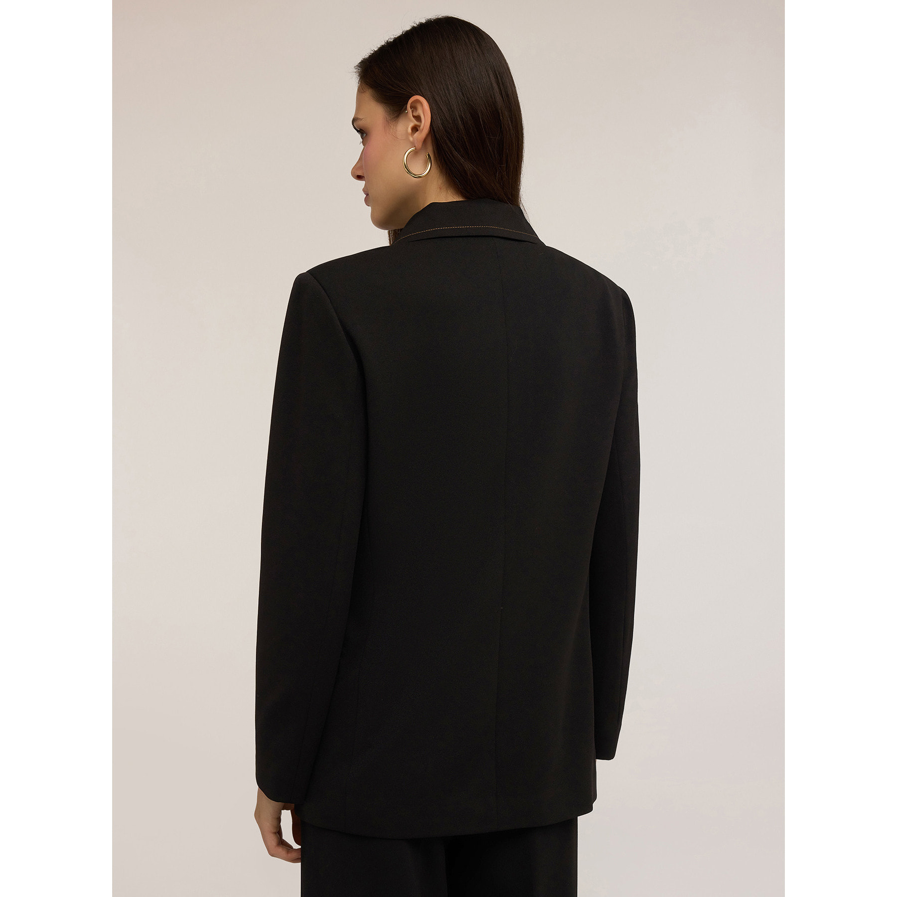 Motivi - Chaqueta de un solo botón con costuras en contraste - Negro