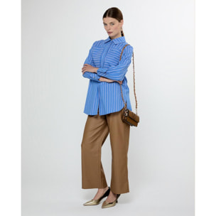 Camicia diritta in popeline a righe con tasche frontali