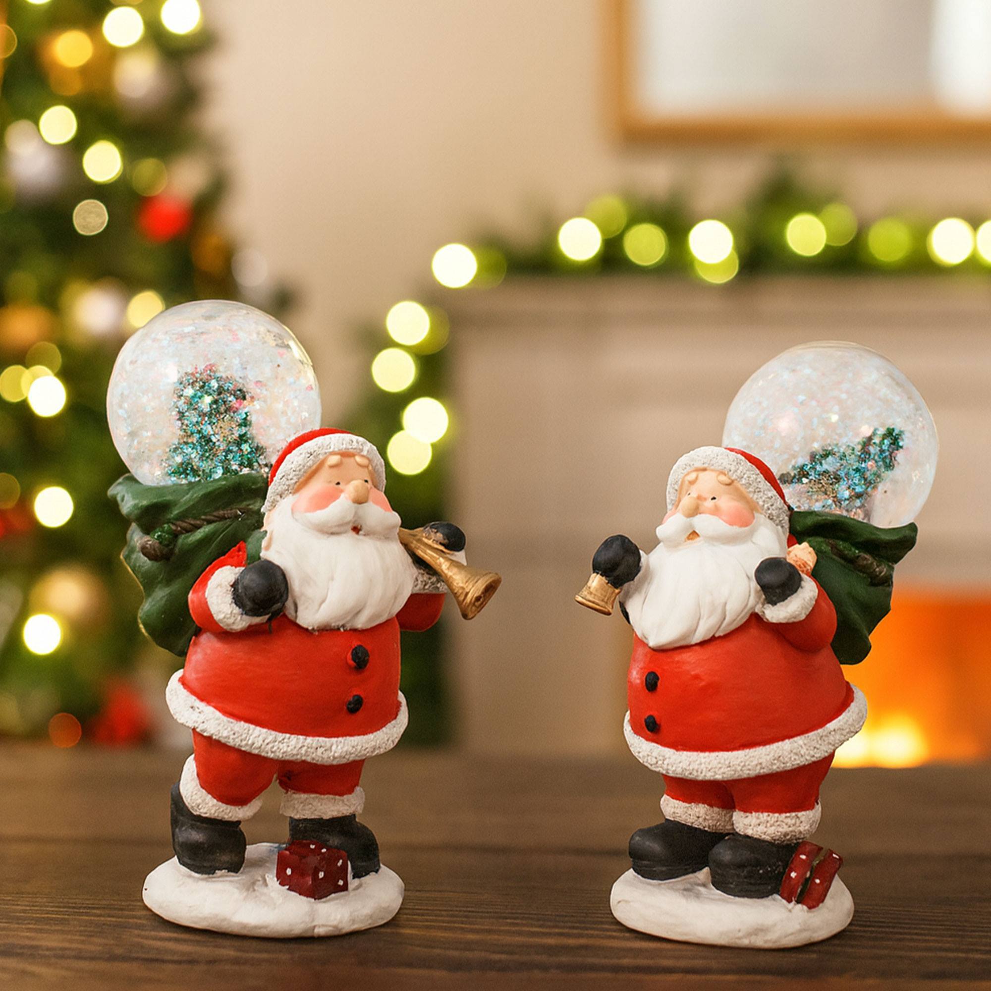 Figura de papá noel decorativa con bola de nieve 9,5x5,5x13cm - 2 diseños (surtido)