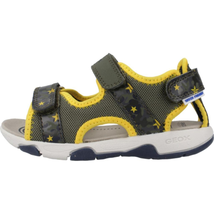 Sandalias Niño de la marca GEOX  modelo B SANDAL MULTY BOY VERDE