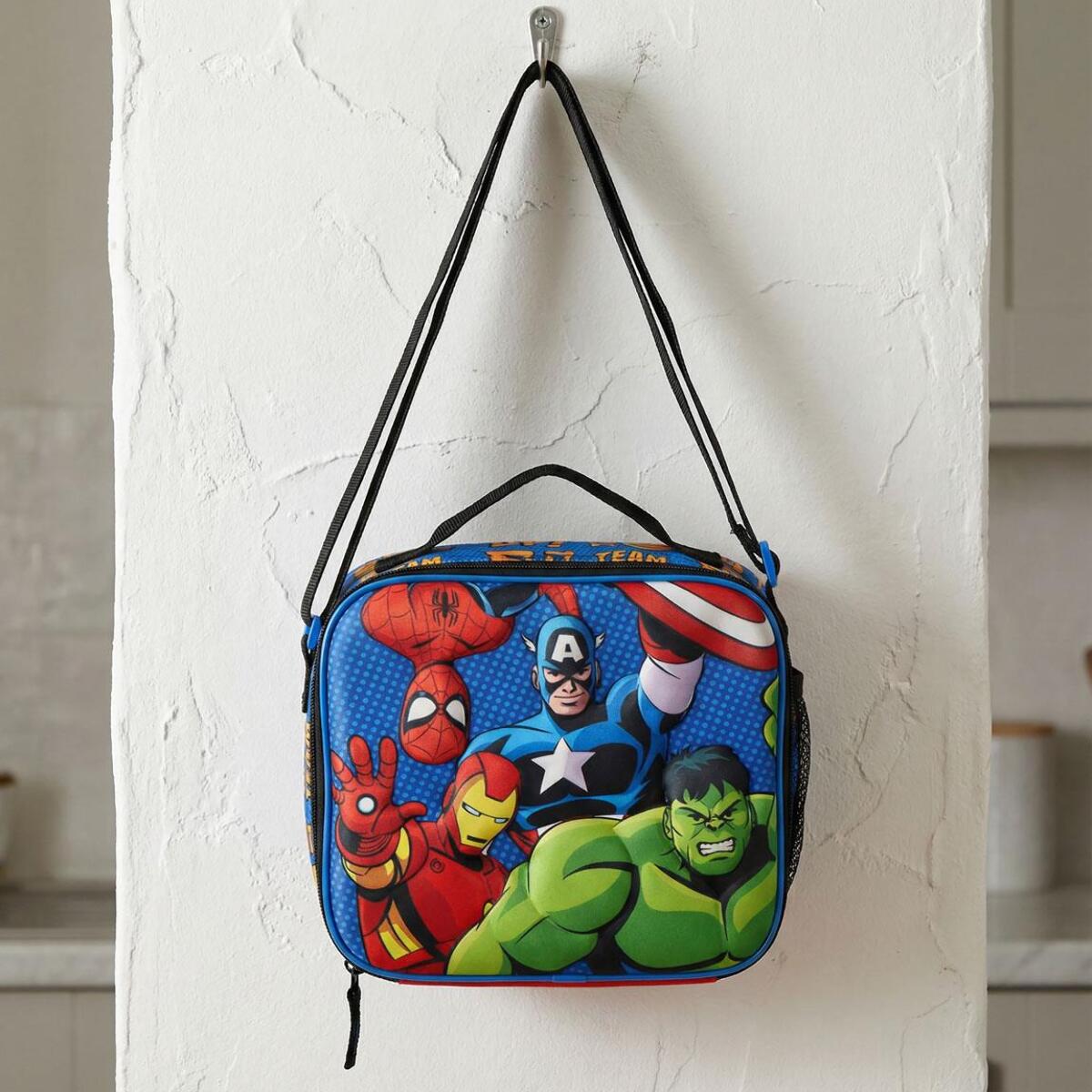 Bolsa Isotérmica 3D Avengers - Color Rojo