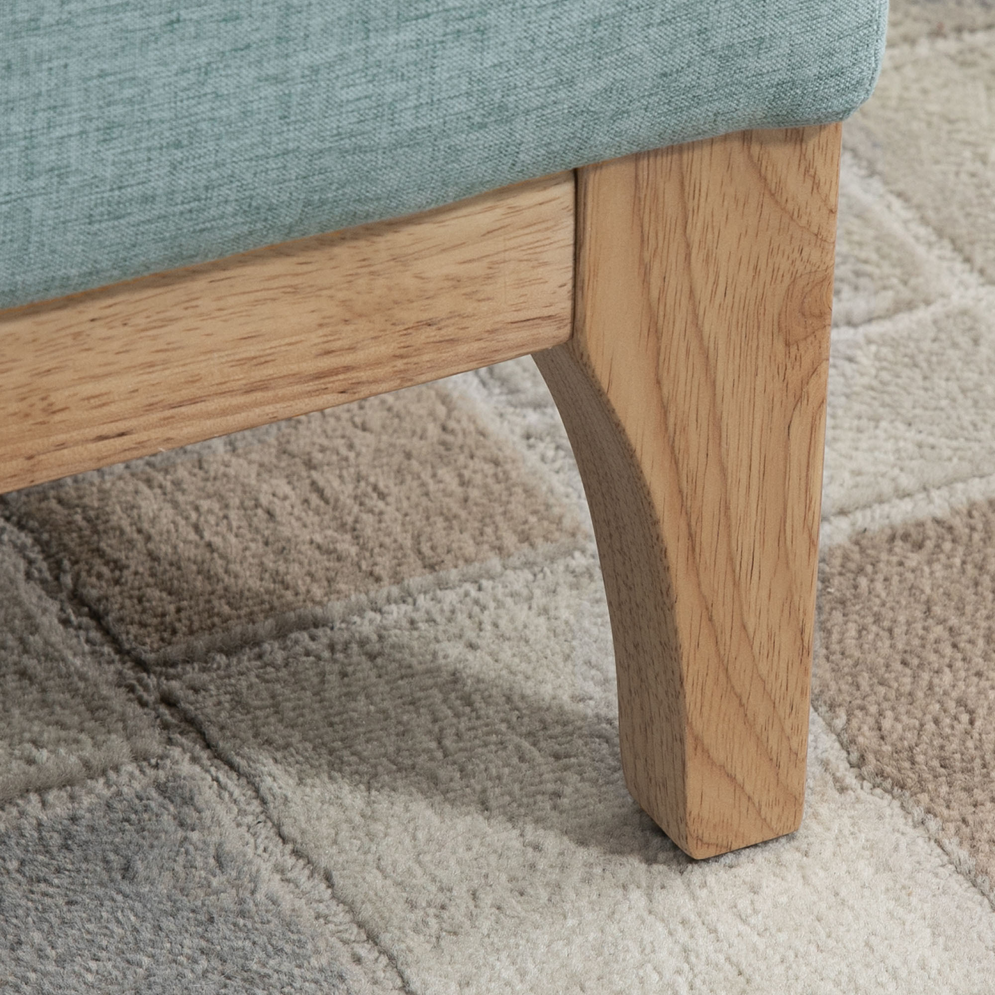 Baúl de Almacenaje para Dormitorio 72L Puff Almacenaje Tapizado en Lino Banco de Almacenaje con Patas de Madera y Almohadillas Ajustables para Entrada Salón 110x39x45 cm Verde Claro