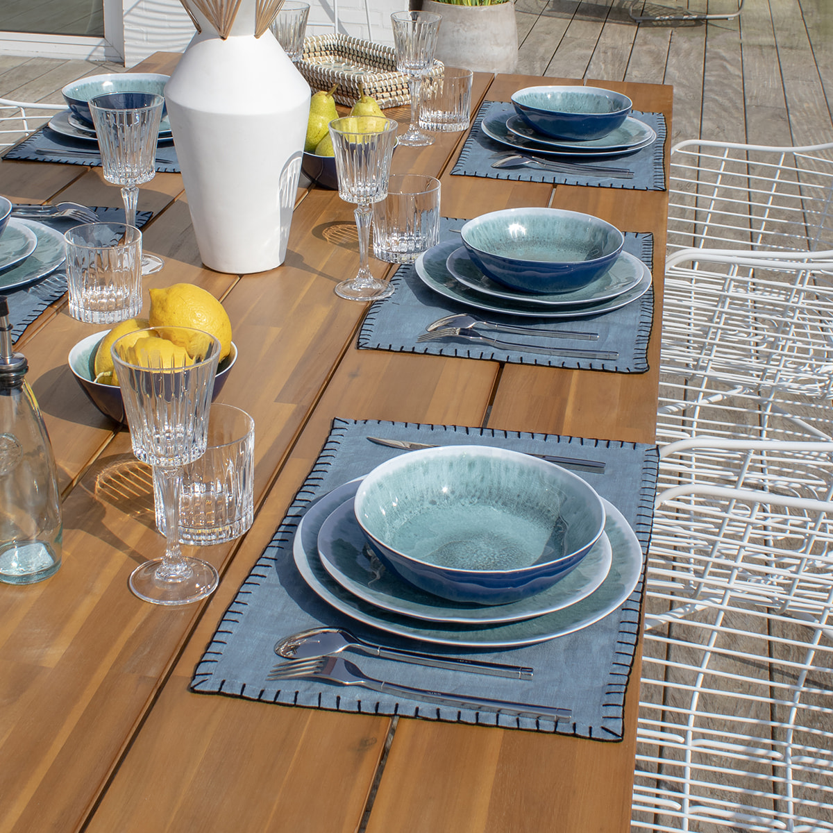 LOT DE 4 SETS DE TABLE LIN BLEU SURPIQURE NOIRE 45X30CM PALERME