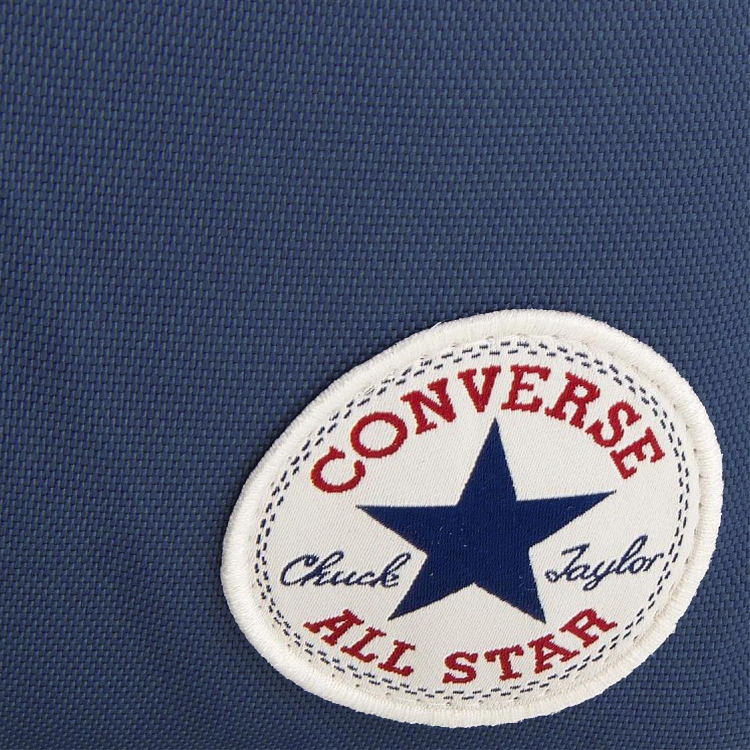 Converse mochila americana. Espalda y tirantes acolchados. Compartimento porta laptop acolchado.