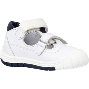 Sandalias Niño de la marca CHICCO  modelo DARIO BLANCO