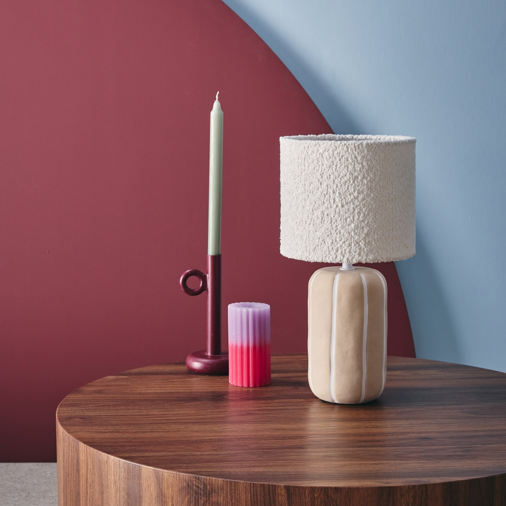 Lampe de table intérieur céramique greige. abat-jour bouclette H 41cm - Roxane