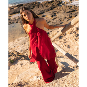 Mono largo con escote halter y camal ancho de mujer