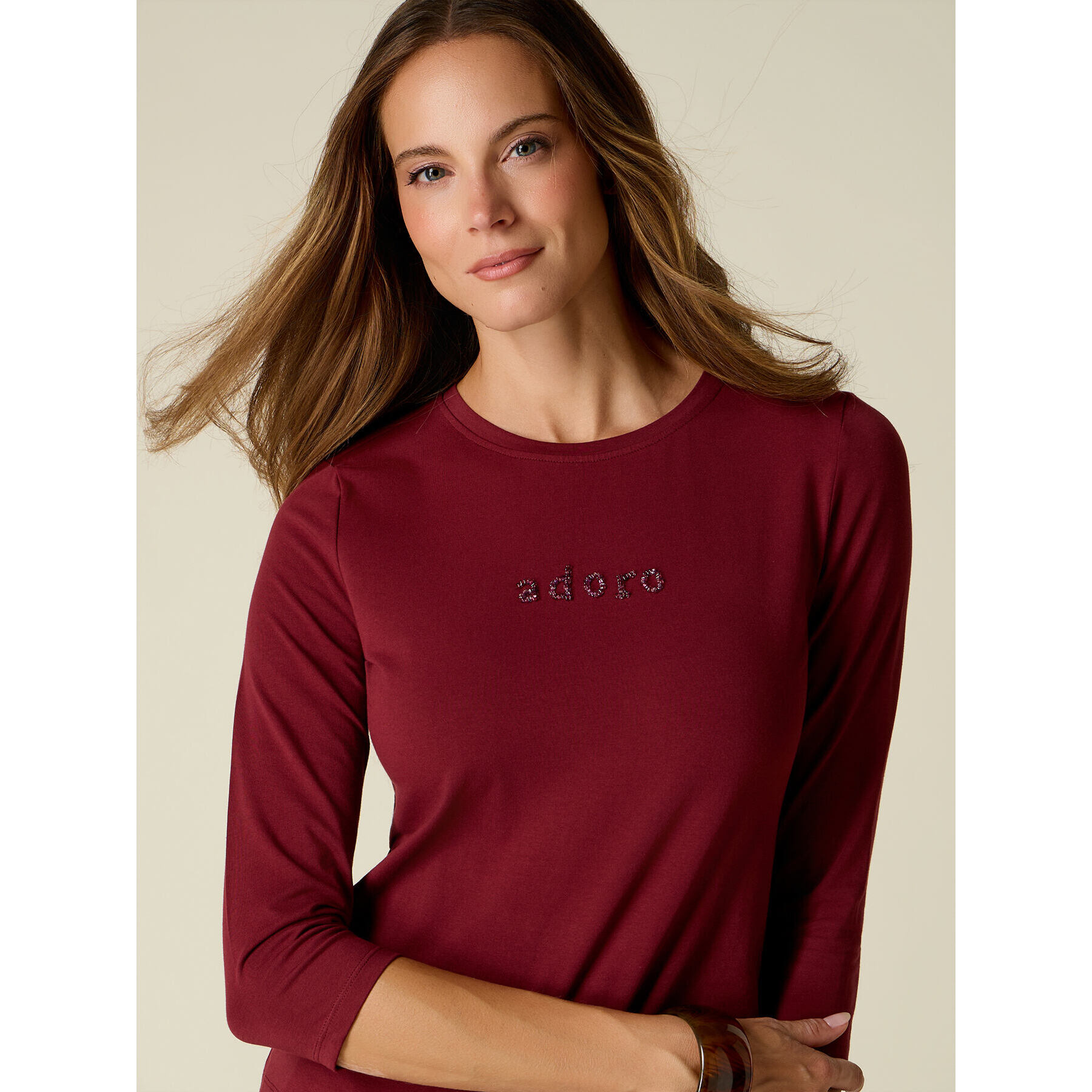 Oltre - T-shirt con ricamo lettering gioiello - Bordeaux