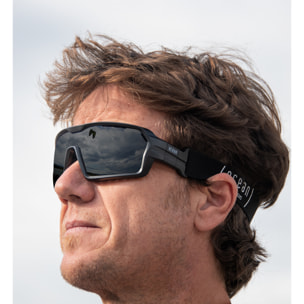 Gafas de deportes acuáticos OCEAN CHAMELEON - Negro brillante / Ahumada con plaquetas puntas y espuma negras con correa negra