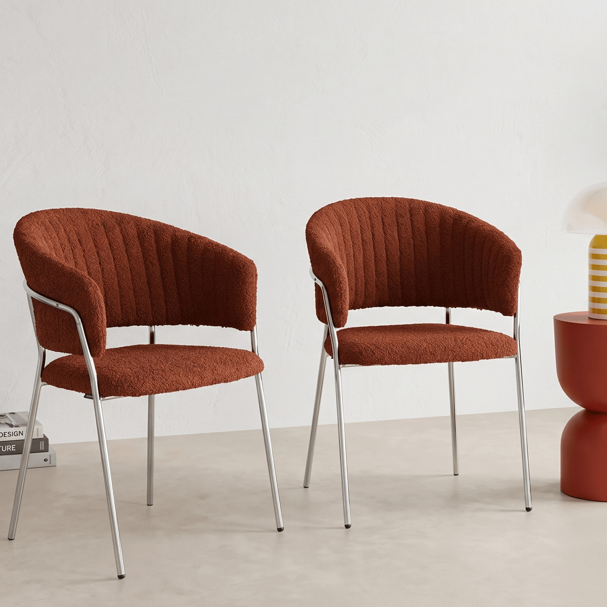 Lot de 2 chaises en tissu bouclé, piètement chromé - ISYA