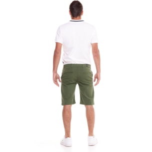 Shorts chinos minimalistas para hombre