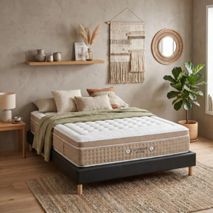Ensemble matelas Bali & sommier Cancun | Mémoire de forme et ressorts ensachés | Cadre à lattes | Simili cuir | Noir