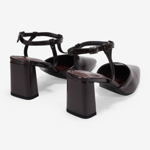 Zapatos de tacón marones destalonados