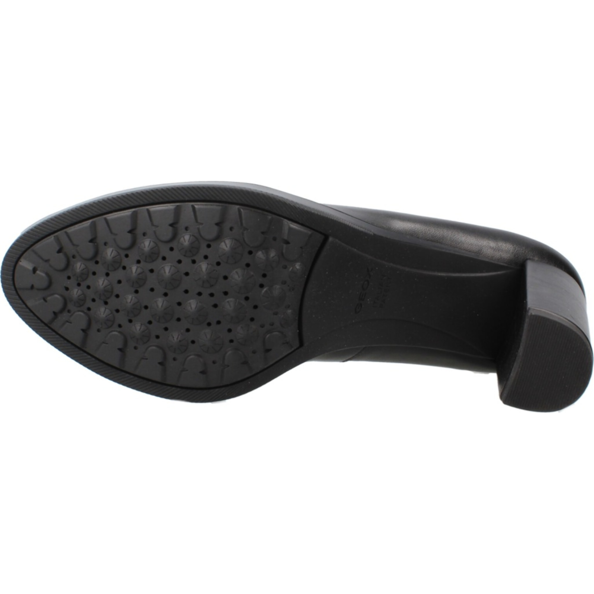 Salones Mujer de la marca GEOX  modelo D35TFA 000Y3 NEGRO