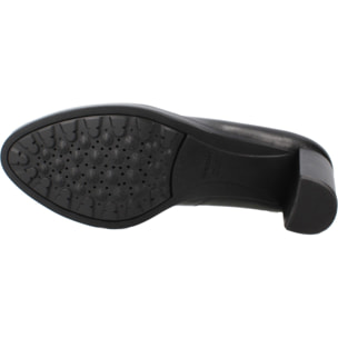 Salones Mujer de la marca GEOX  modelo D35TFA 000Y3 NEGRO