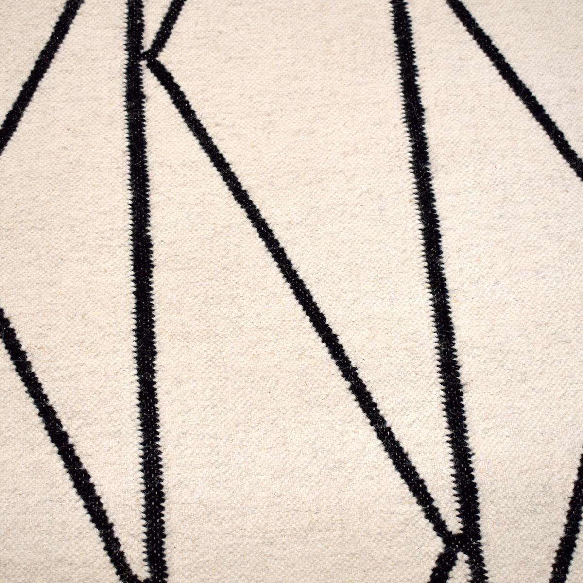 Tapis kilim Reversible Nihe tissé à la main en laine beige motif berbère