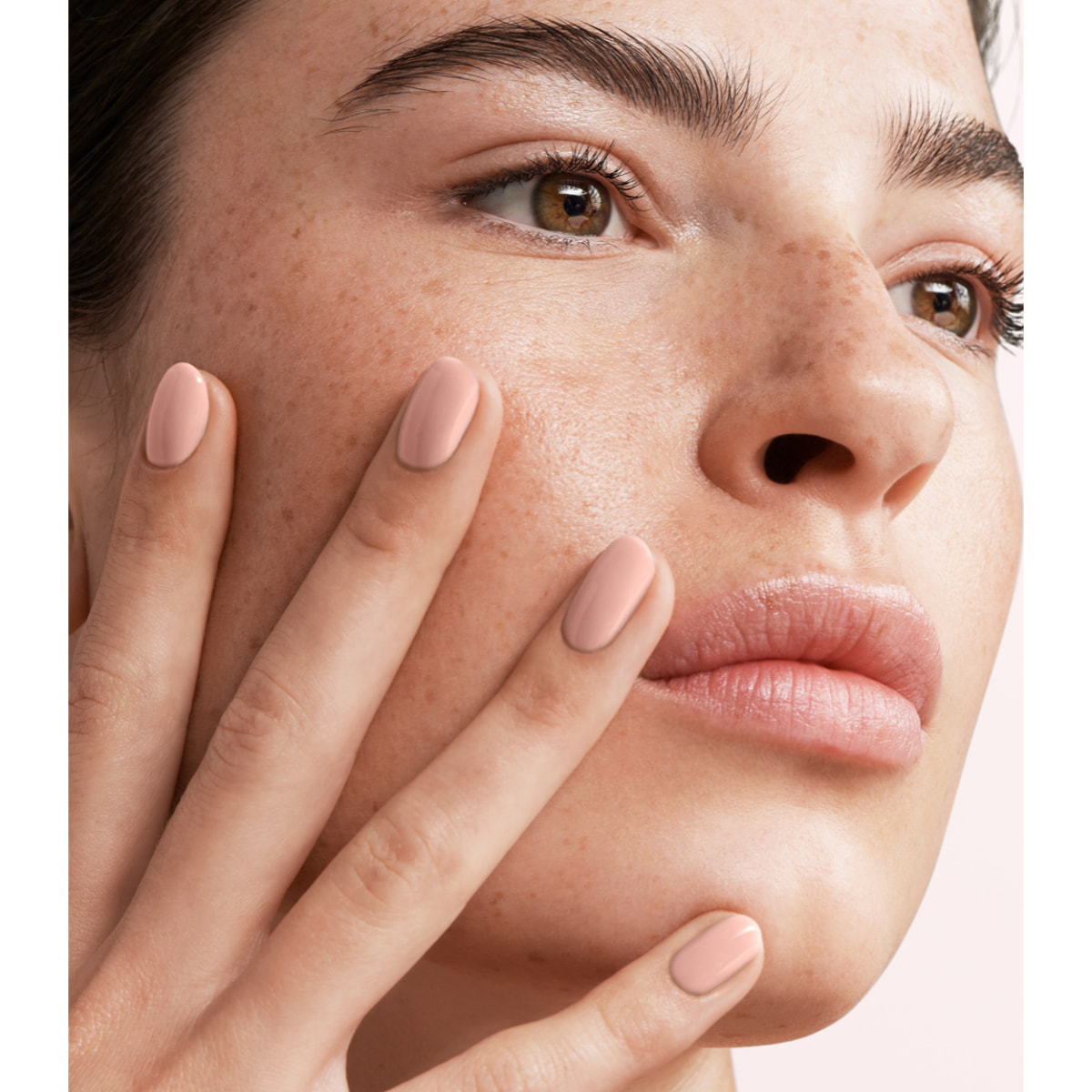 Vernis semi-permanent - Rubber Base Coat - Soft Nude - 15 ml