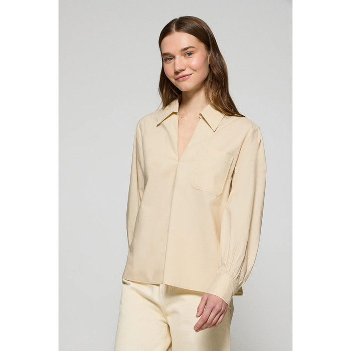 Blusa Solar color beige de algodón con detalle bordado