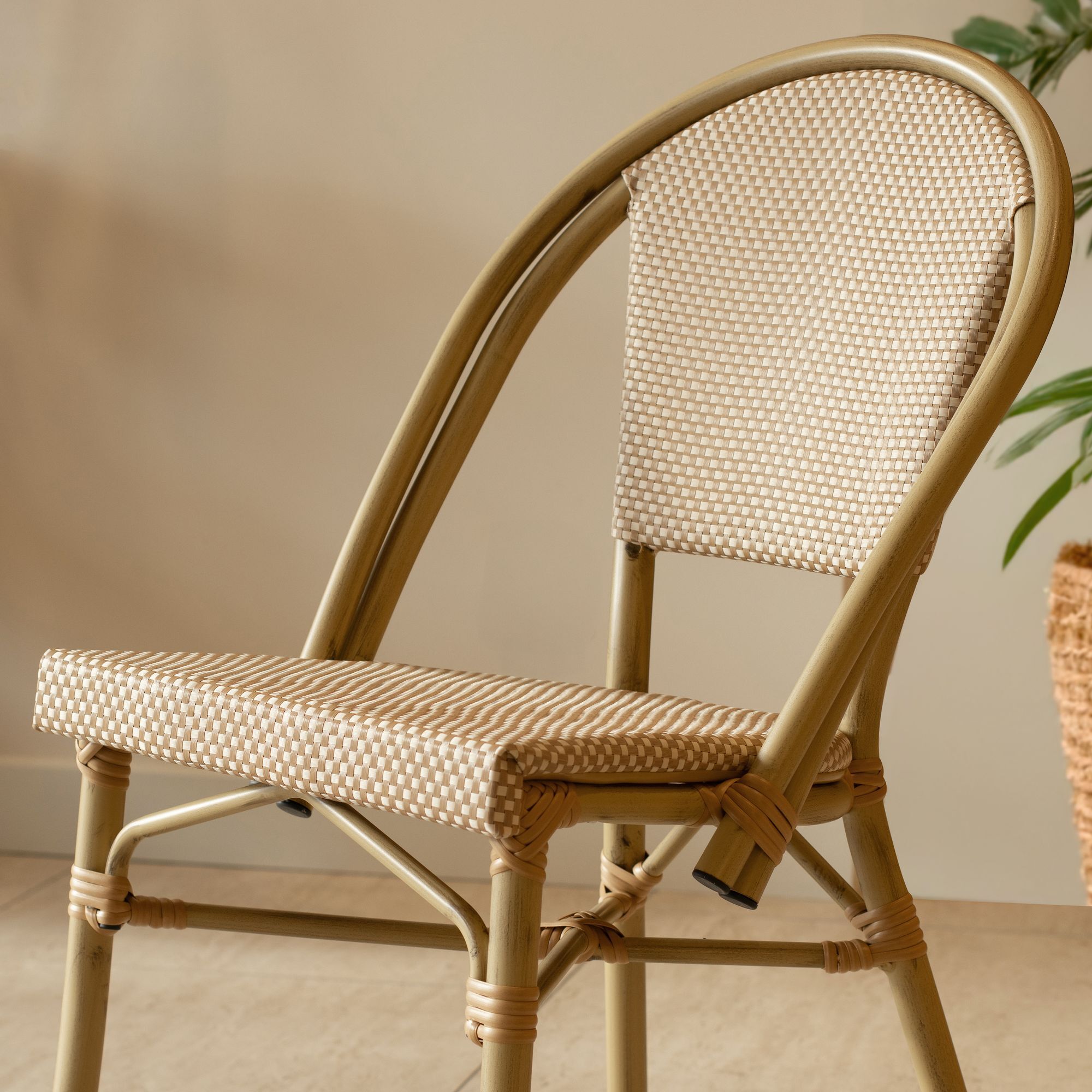 Lot de 2 fauteuils de table beige et structure en aluminium AMALFI