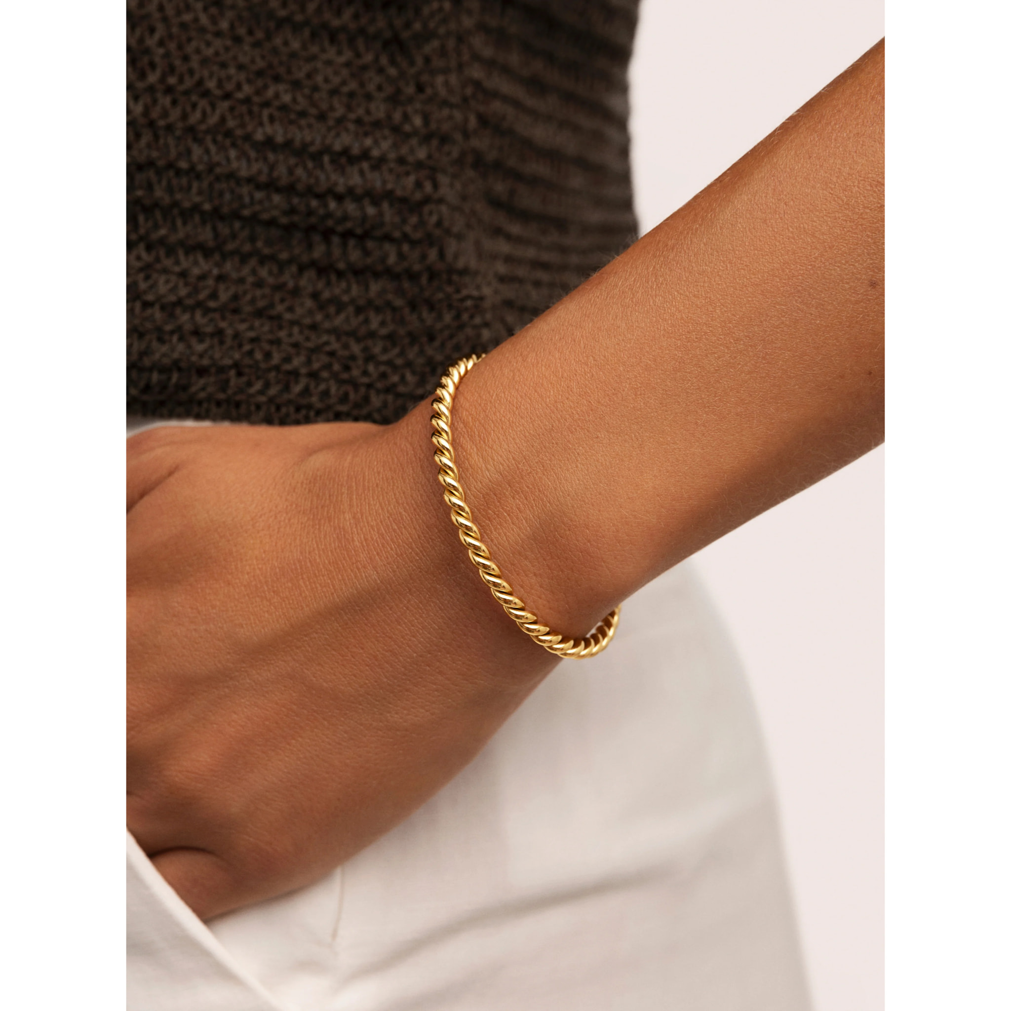 Brazalete Tressia Acero Baño Oro