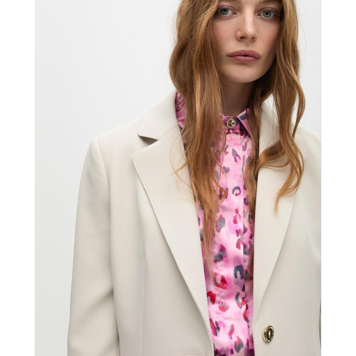 Blazer con Dettaglio Tasca Ricamata