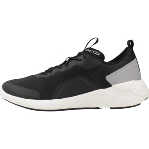 Zapatillas Niño de la marca GEOX  modelo J ACTIMIX BOY NEGRO