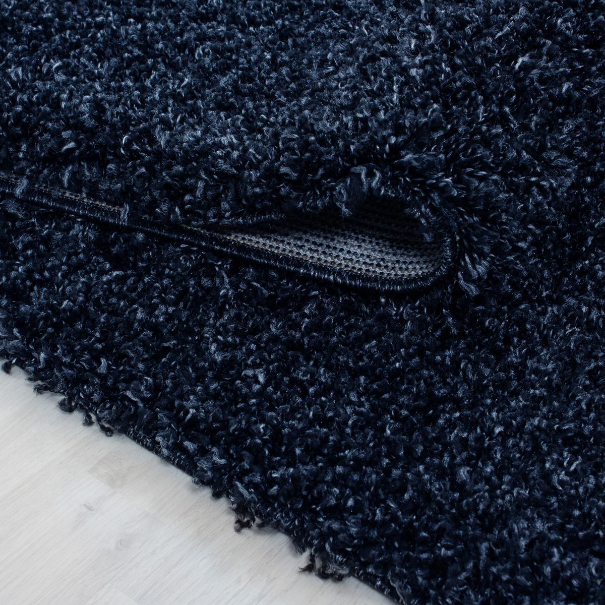 Tapis poils longs shaggy tissé motif uni ZASIVE