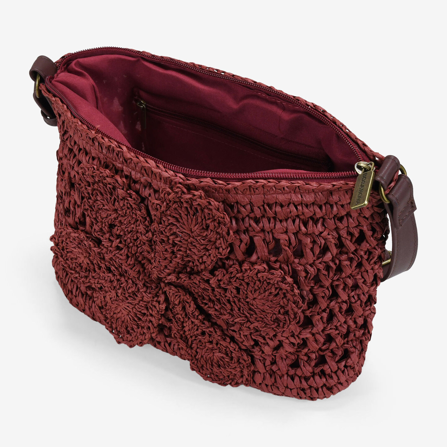 Bolso bandolera burdeos en rafia con flor