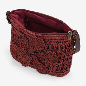 Bolso bandolera burdeos en rafia con flor