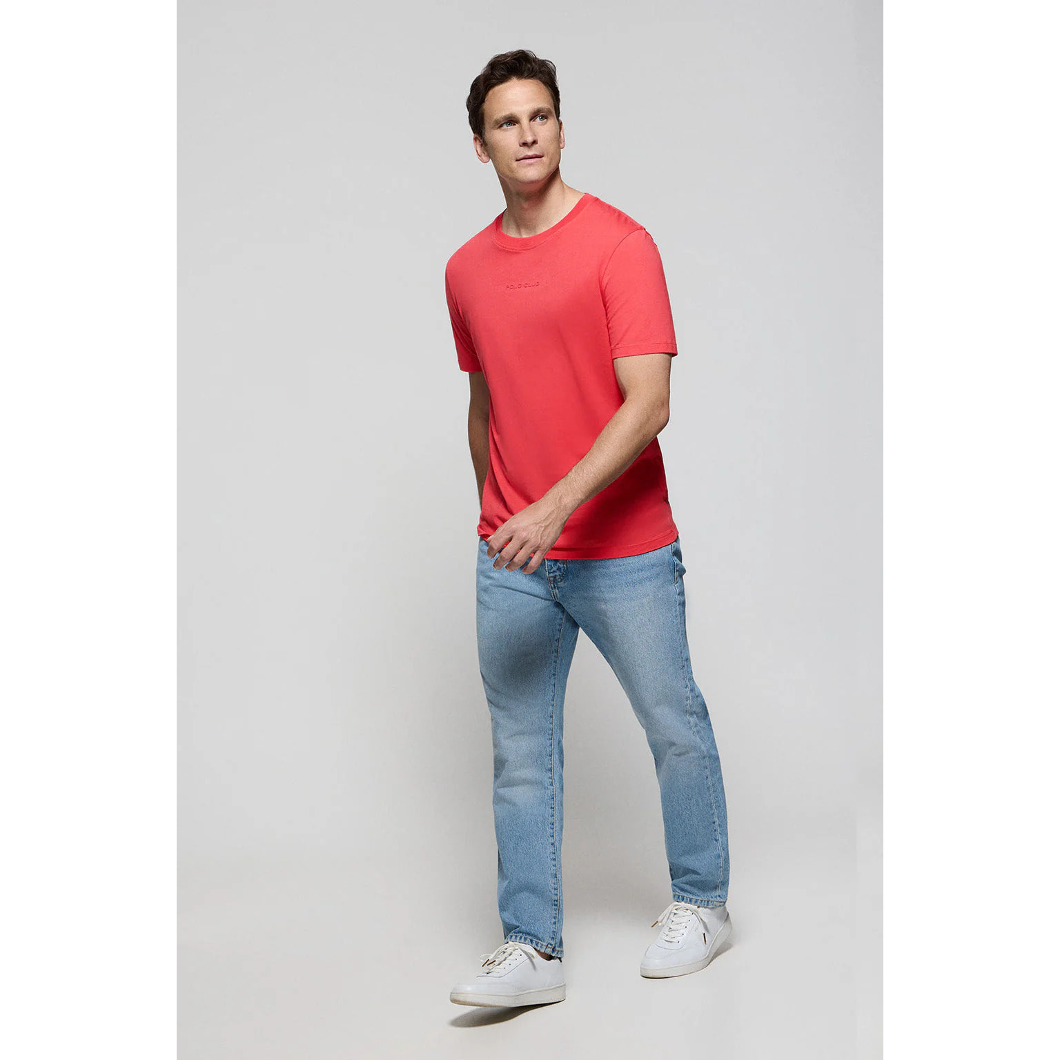 Camiseta Surfer loose fit coral con logo minimal engomado Polo Club