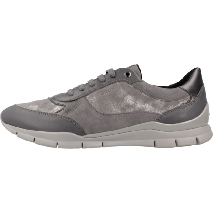 Sneakers de  Mujer de la marca GEOX  modelo D SUKIE Gray