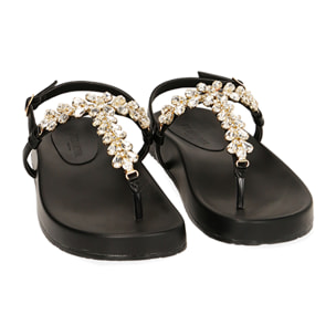 Sandalias planas con pedreria negras